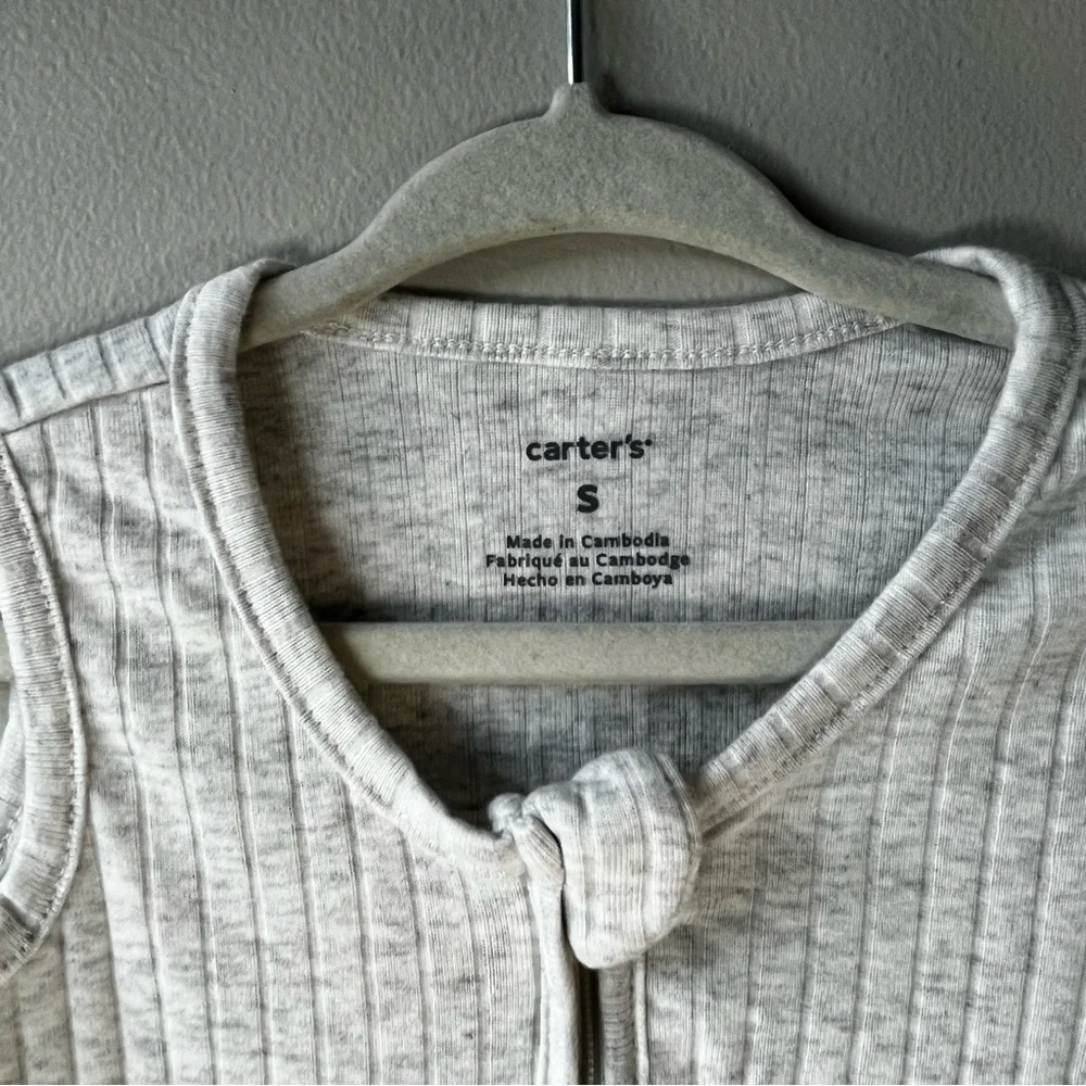 Carter's Baby Unisex SMALL White & Gray Ribbed Sleeveless Sleep Sack Lightweight